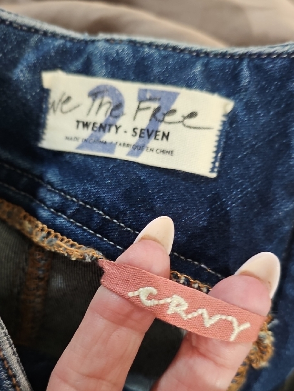 We The Free Mid/Washed Blue Skinny Jeans Zippers on Back and Ankles-27 Curvy - Picture 5 of 7